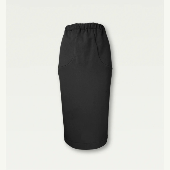 hoi bo Dresses & Skirts - Hoi Bo midi skirt in black French terry size XL 🇨🇦